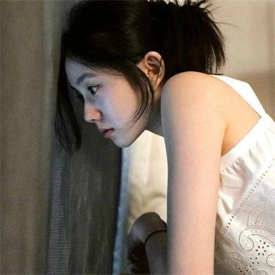 黎明时分的年轻人们
